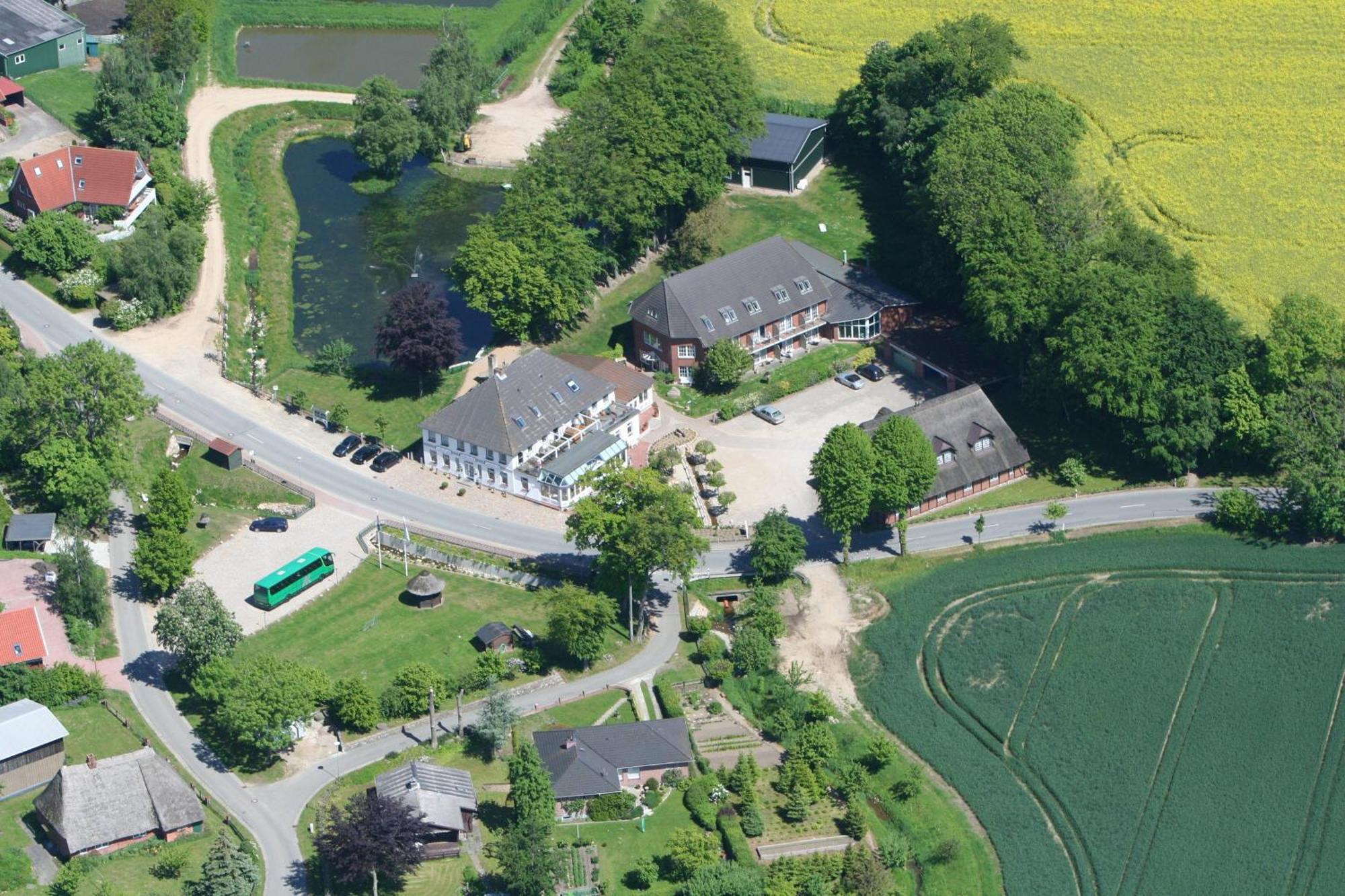 Flair Landhotel Strengliner Muehle Pronstorf Buitenkant foto