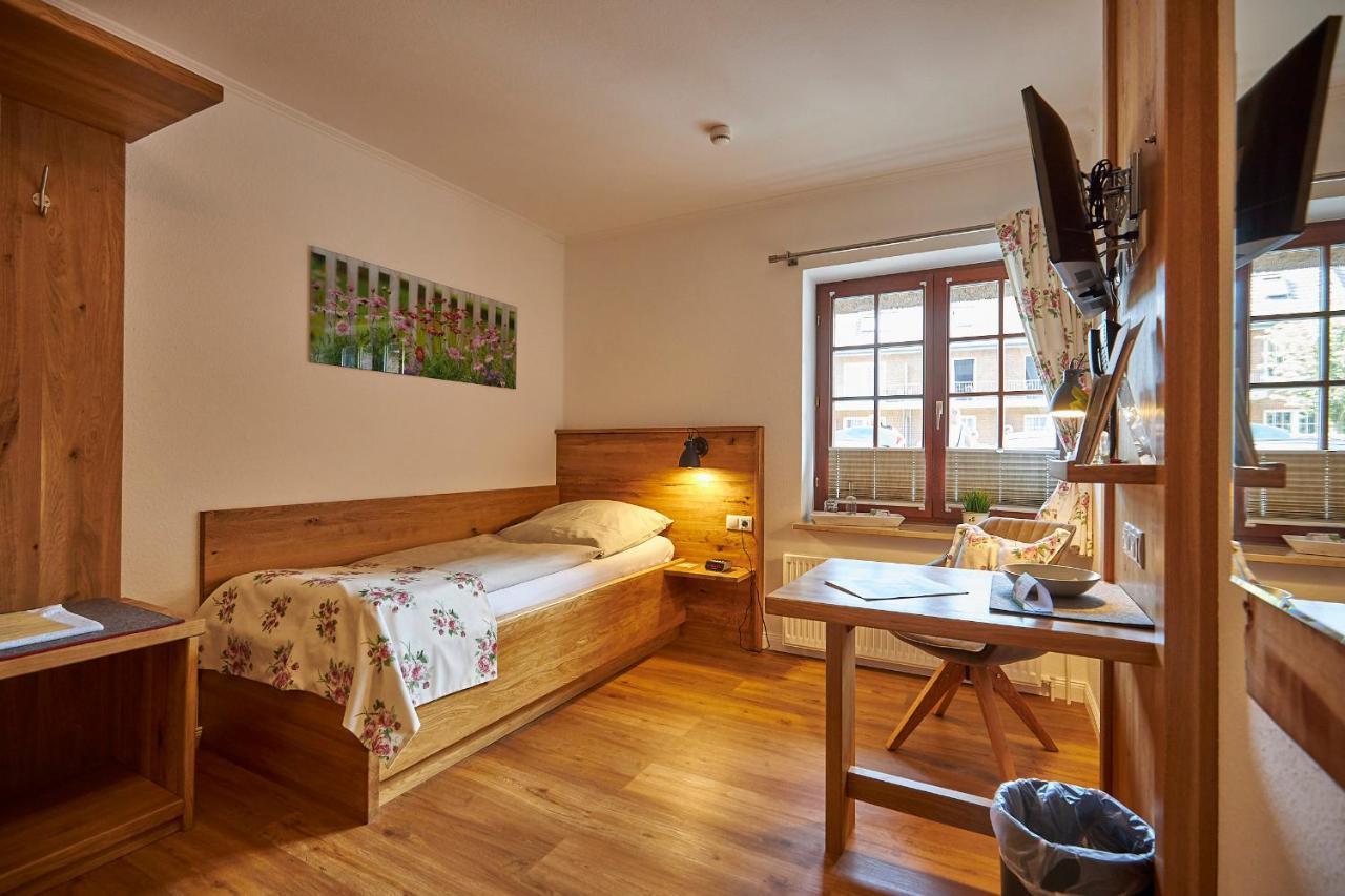 Flair Landhotel Strengliner Muehle Pronstorf Buitenkant foto